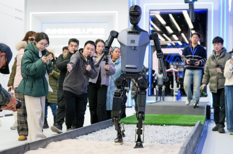 中国2025年人形机器人与具身智能产业发展规模及趋势